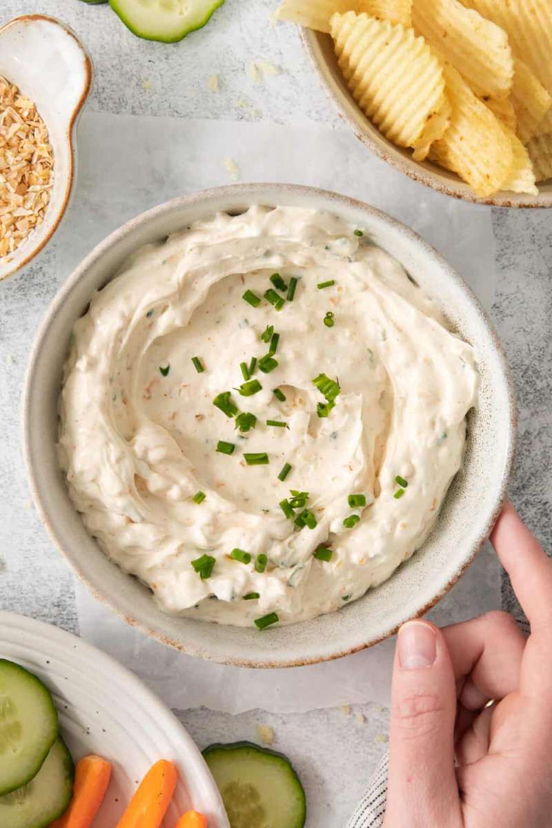 10-minute classic chip dip recipe-7