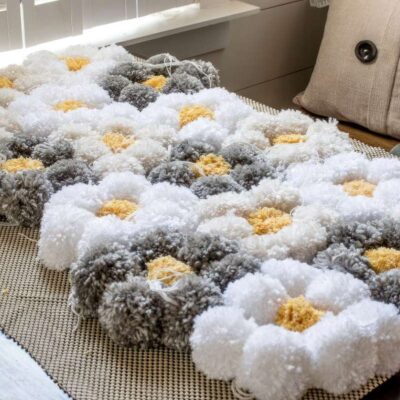 crafting-a-diy-pom-pom-rug-5