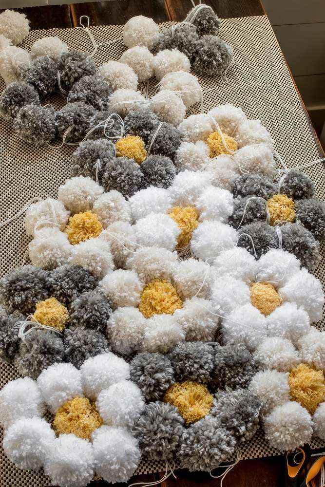 crafting-a-diy-pom-pom-rug-6