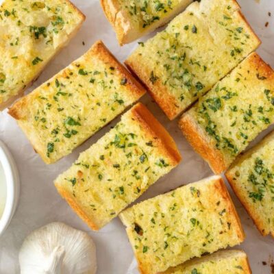 Easy and delicious garlic bread recipe