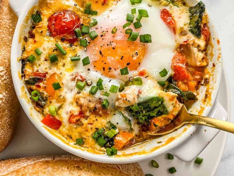 Easy baked feta eggs recipe for a delicious breakfast