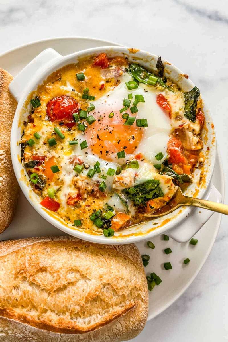 Easy baked feta eggs recipe for a delicious breakfast