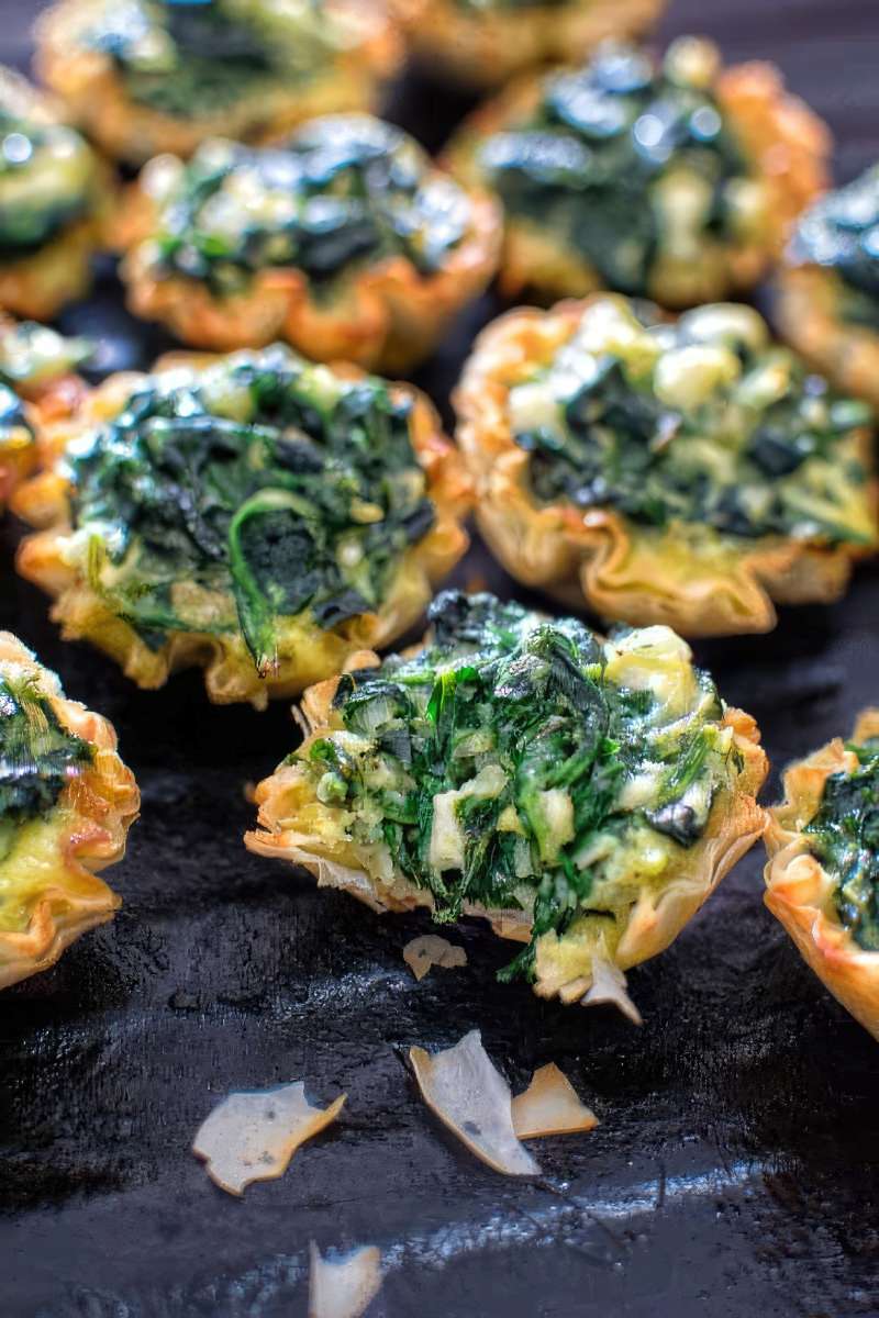 Easy greek spanakopita bites