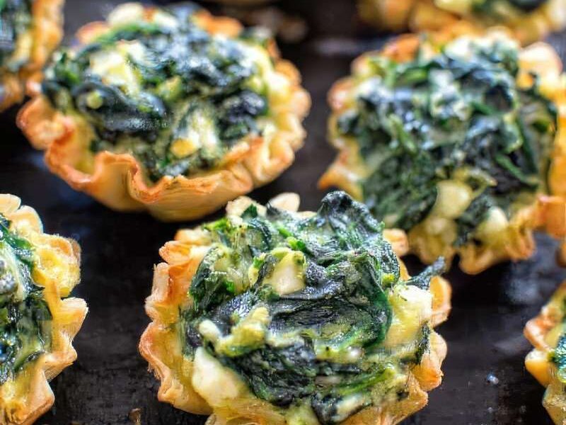 Easy greek spanakopita bites