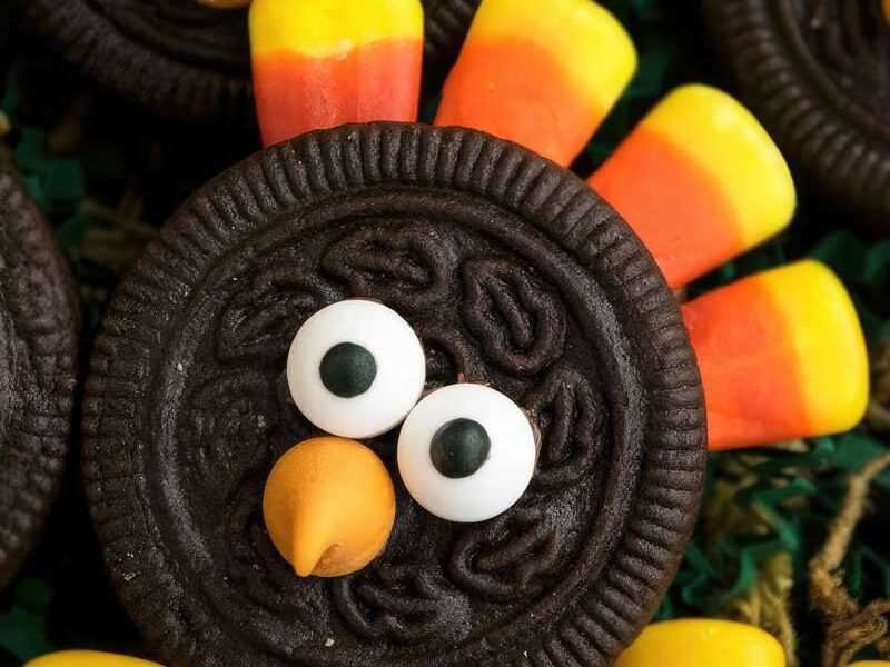 Easy sweet thanksgiving turkey oreo cookies