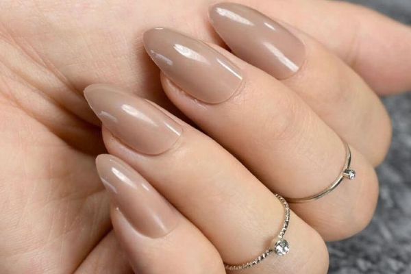 Clean edges that feel effortlessly refined
