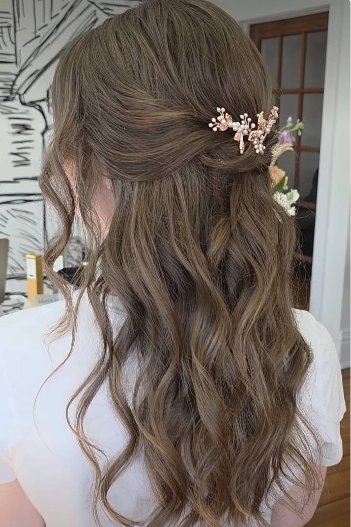 Easy Fairy Hairstyles with long soft waves and a romantic half-up hair clip